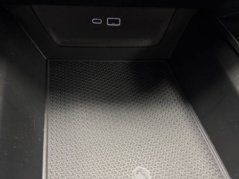 New 2026 Chevrolet Equinox LT w/ Convenience Package II image 32