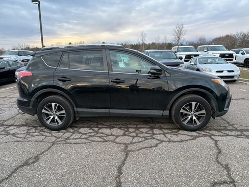 Used 2016 Toyota RAV4 XLE image 4
