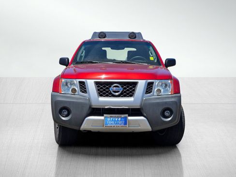 Used 2014 Nissan Xterra PRO-4X AWD/4WD image 2
