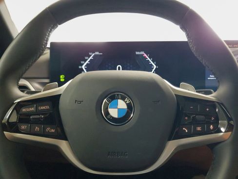 Used 2025 BMW 330i Sedan w/ Convenience Package image 19