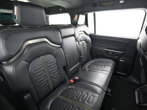 Used 2023 Rivian R1S Adventure AWD/4WD image 5