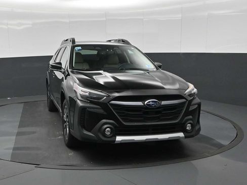 Used 2023 Subaru Outback Limited XT AWD/4WD image 3