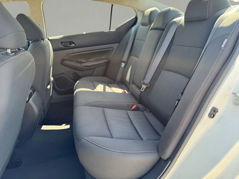 Used 2023 Nissan Altima 2.5 SV image 13