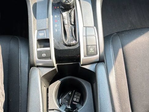 Used 2021 Honda Civic Sport image 19