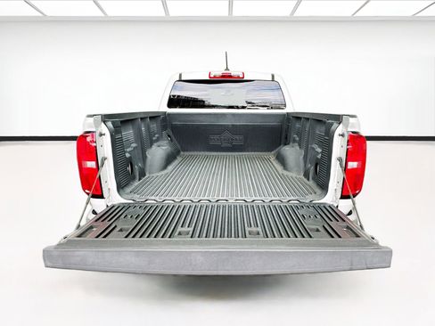 Used 2018 Chevrolet Colorado LT RWD image 17