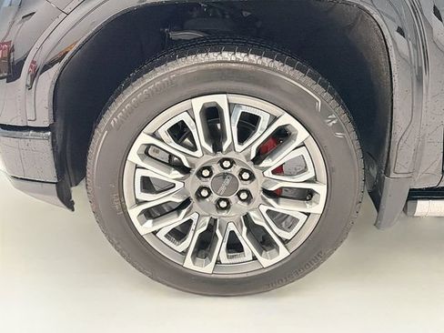 Certified 2025 GMC Sierra 1500 Denali Ultimate image 28