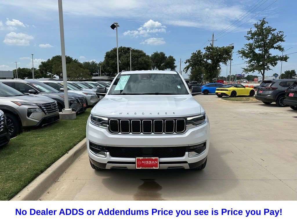 Used 2024 Jeep Wagoneer Series II w/ Flexible Seating Group RWD image 3