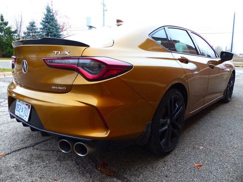 Used 2024 Acura TLX Type S image 9