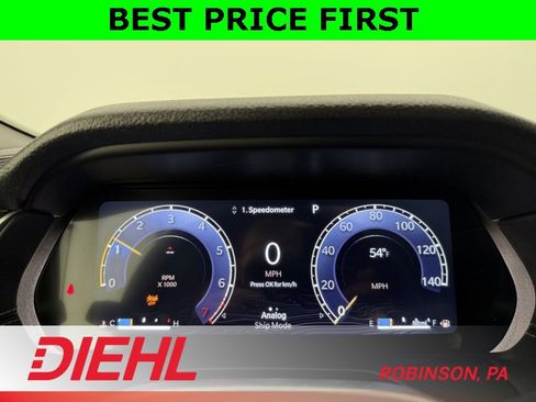 New 2025 Jeep Grand Cherokee Laredo w/ Luxury Tech Group I image 28