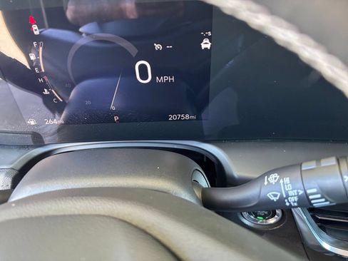 Used 2025 Buick Encore GX Preferred FWD image 30