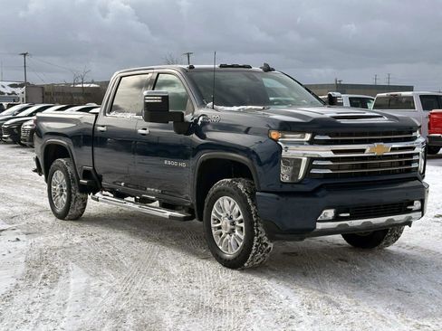 Certified 2022 Chevrolet Silverado 2500 High Country w/ Z71 Off-Road Package image 6