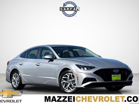 Used 2023 Hyundai Sonata SEL image 1