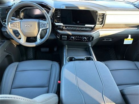 New 2026 Chevrolet Silverado 2500 LT image 10