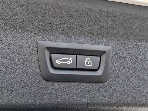 Used 2023 BMW X4 xDrive30i w/ M Sport Package image 33