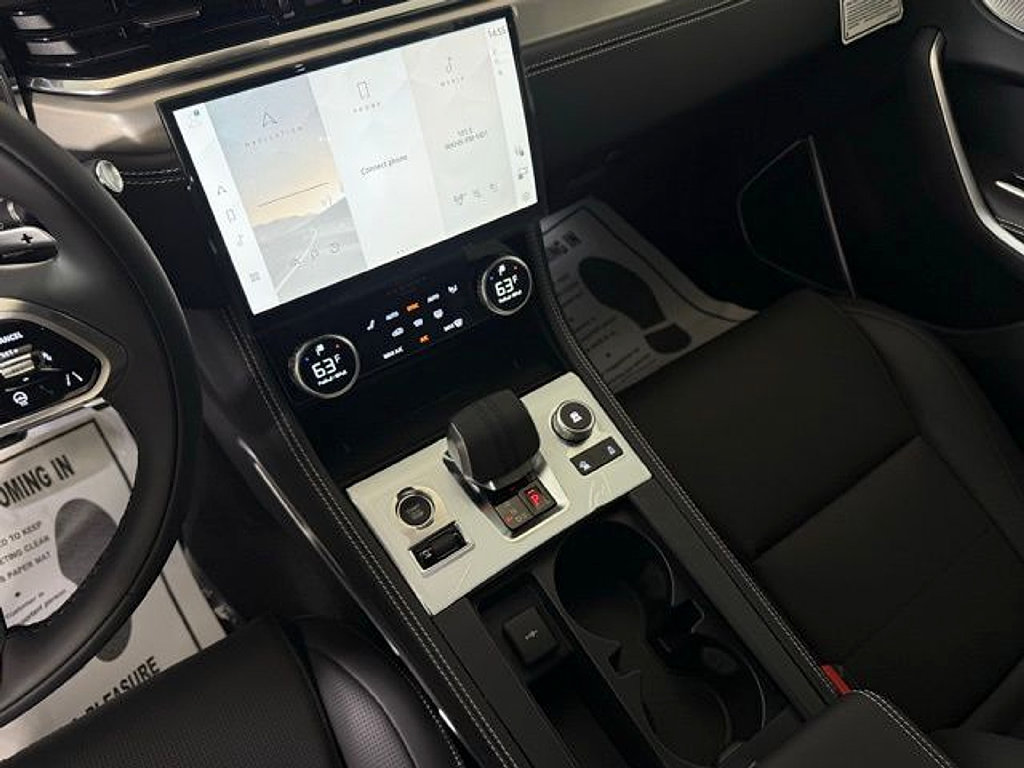 New 2026 Jaguar F-PACE R-Dynamic S AWD/4WD image 37