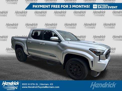 Certified 2024 Toyota Tacoma TRD Sport AWD/4WD image 1