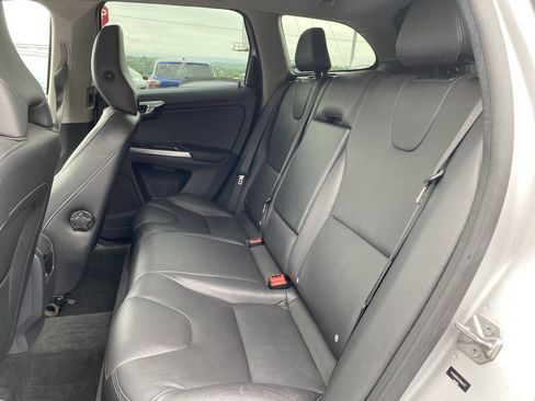 Used 2015 Volvo XC60 T6 Premier Plus AWD/4WD image 15