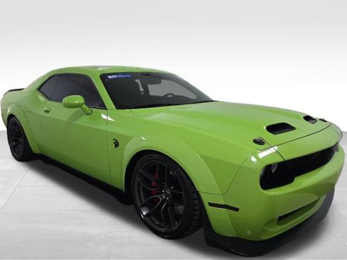 Used 2019 Dodge Challenger SRT Hellcat Redeye image 14