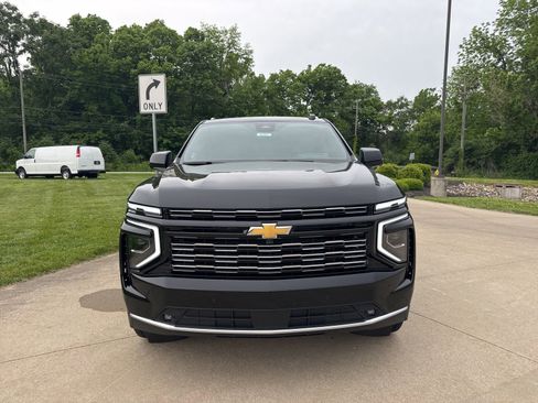 New 2026 Chevrolet Tahoe High Country AWD/4WD image 2