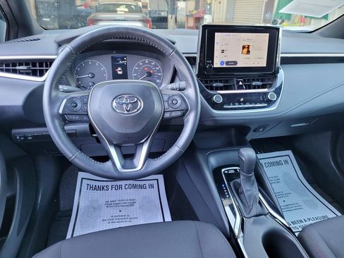 Used 2024 Toyota Corolla SE FWD image 17