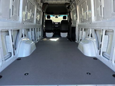 New 2025 Mercedes-Benz Sprinter 2500 image 16