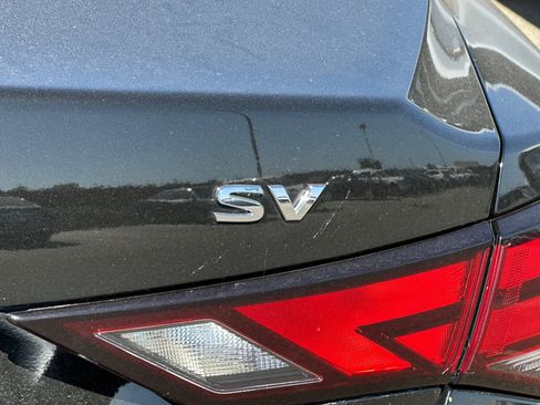 Certified 2023 Nissan Sentra SV FWD image 7