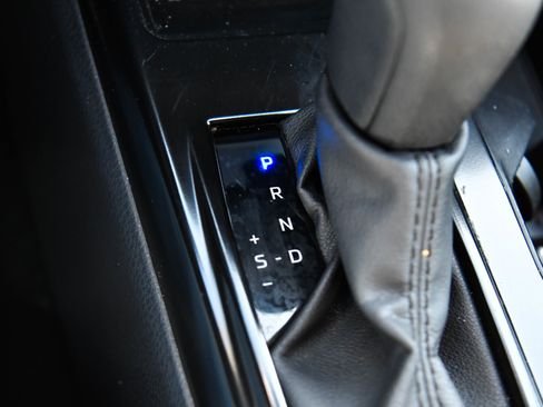 Used 2025 Toyota Camry LE FWD image 27