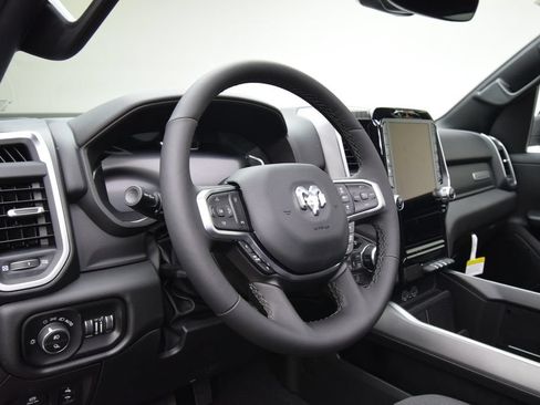 New 2026 RAM 1500 Big Horn AWD/4WD image 34