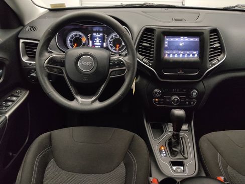 Used 2020 Jeep Cherokee Latitude image 22