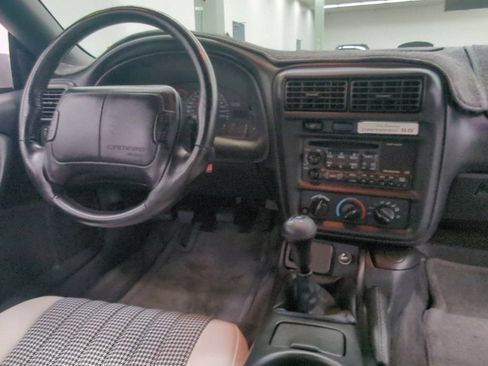 Used 1997 Chevrolet Camaro SS w/ SS Alteration Pkg RWD image 21