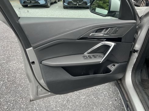 Certified 2025 BMW X1 xDrive28i w/ Technology Package image 9