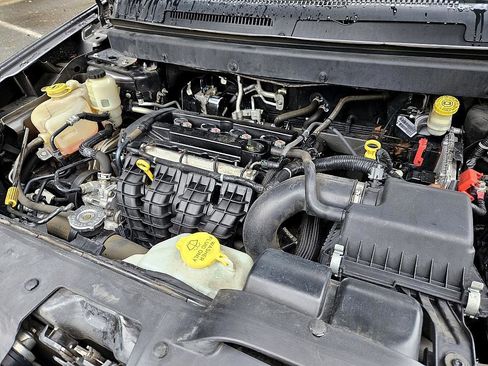 Used 2015 Dodge Journey Crossroad w/ Flexible Seating Group image 18