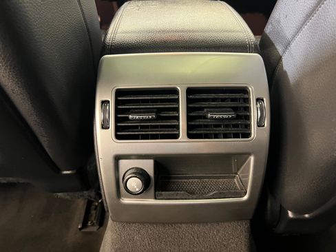 Used 2013 Jaguar XF 3.0 image 31