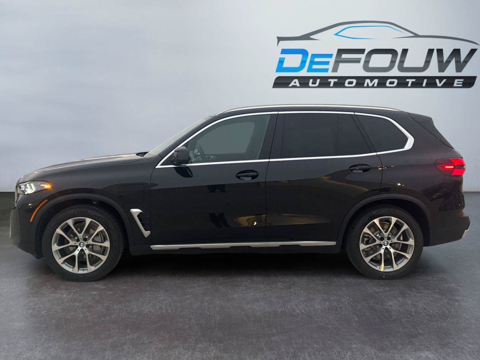 Used 2026 BMW X5 xDrive50e w/ Climate Comfort Package AWD/4WD image 6