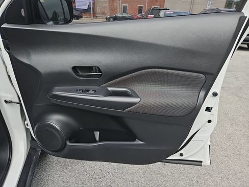 Used 2020 Nissan Kicks S FWD image 24