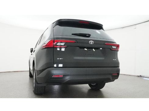 New 2026 Toyota Grand Highlander XLE image 22