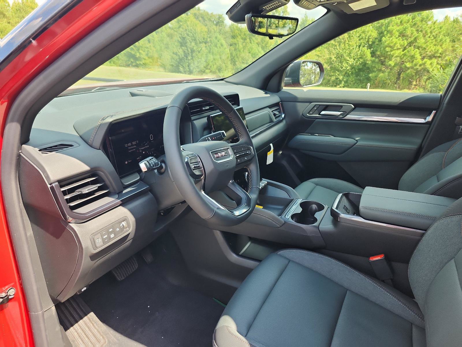 New 2027 GMC Terrain AT4 w/ Convenience Package III AWD/4WD image 12