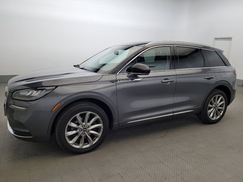 Used 2021 Lincoln Corsair AWD w/ Premium Package image 2