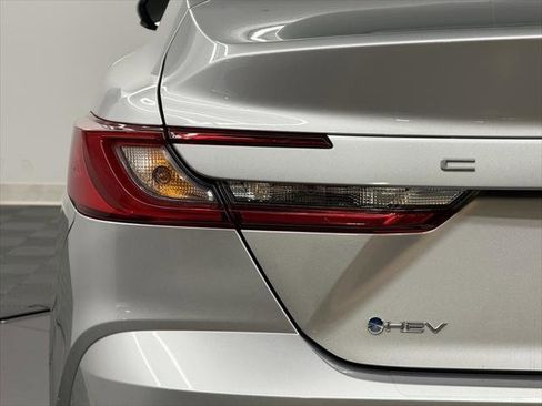 Certified 2025 Toyota Camry LE image 9