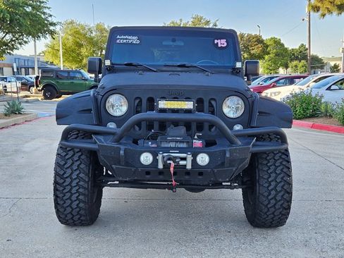Used 2015 Jeep Wrangler Unlimited Sport w/ Connectivity Group AWD/4WD image 2