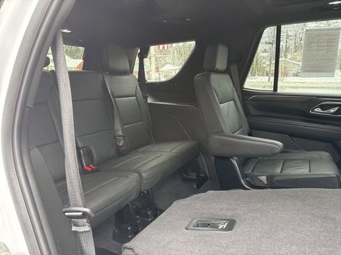 Used 2024 Chevrolet Tahoe LT w/ LT Signature Package image 20