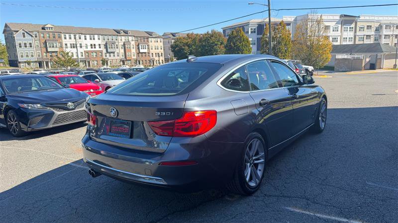 Used 2018 BMW 330i Gran Turismo xDrive AWD/4WD image 5