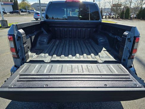 Used 2023 Nissan Frontier PRO-4X w/ Technology Package image 14