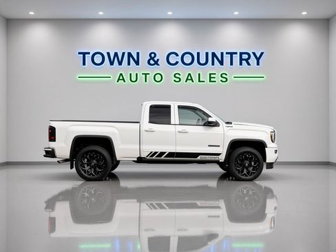 Used 2017 GMC Sierra 1500 SLE w/ SLE Value Package AWD/4WD image 7