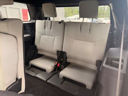 Used 2025 Toyota 4Runner SR5 RWD image 13
