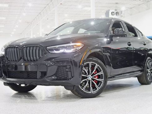 Used 2022 BMW X6 xDrive40i w/ M Sport Package image 6
