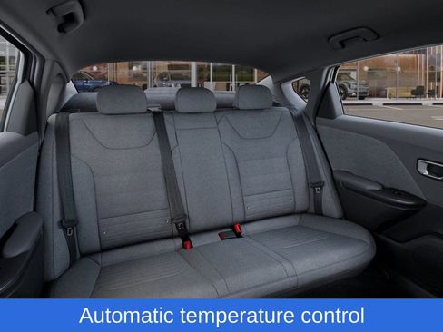 New 2025 Kia K4 EX image 17