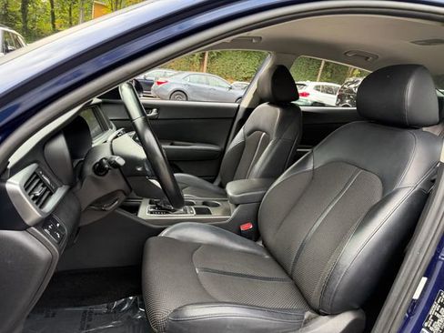 Used 2019 Kia Optima S image 13
