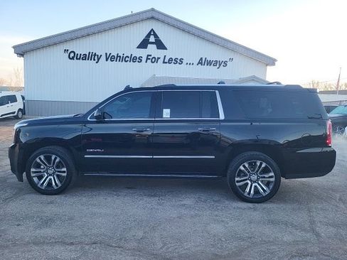 Used 2017 GMC Yukon XL Denali w/ Open Road Package image 24