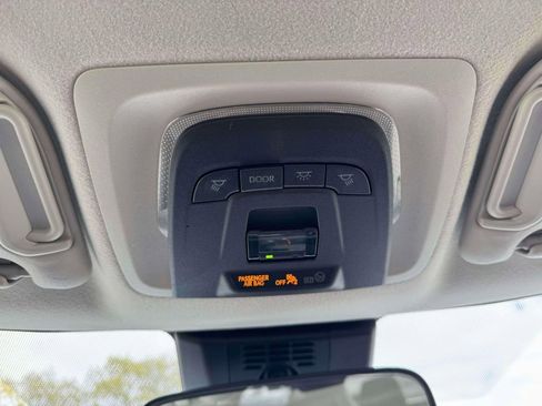Used 2023 Toyota Corolla LE FWD image 33